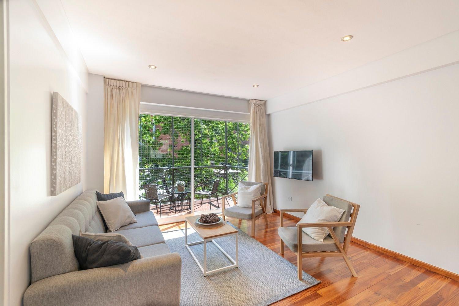 Apartamento Duplex Muy Amplio Familias | Canitas Buenos Aires
